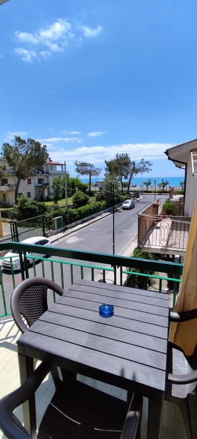 Ad Un Passo Dal Mare Acomodação com café da manhã Praia a Mare Exterior foto