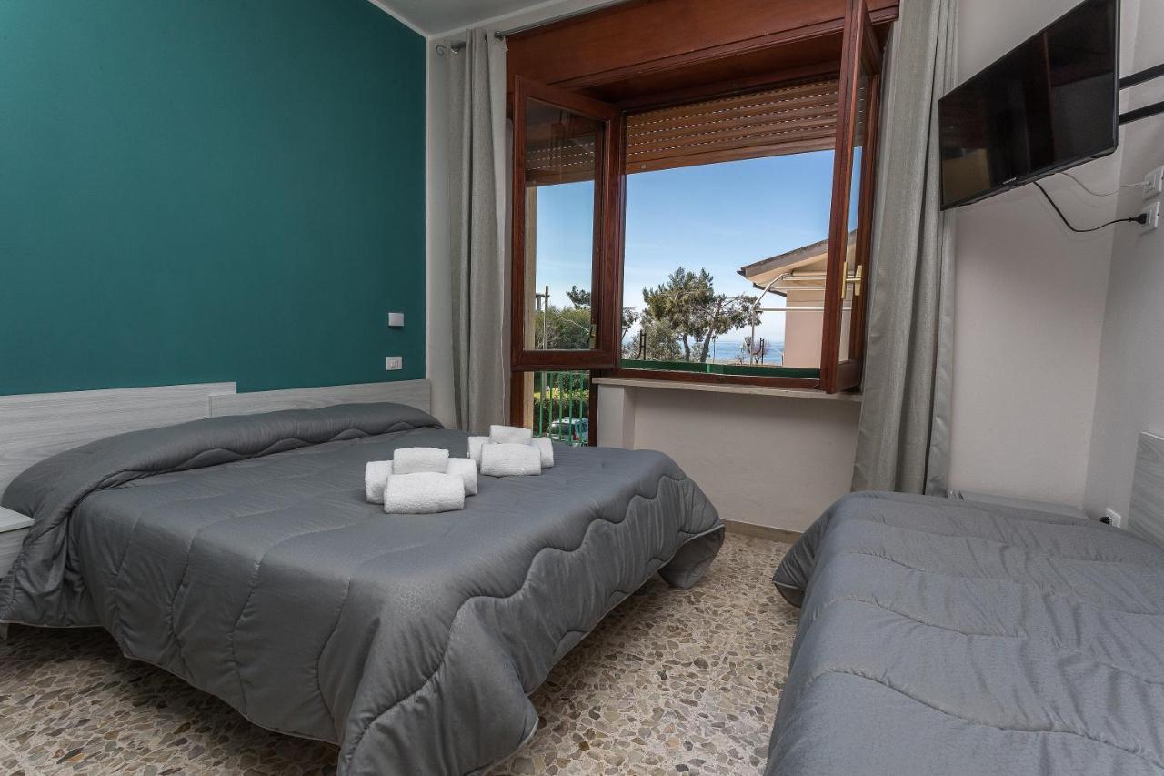 Ad Un Passo Dal Mare Acomodação com café da manhã Praia a Mare Exterior foto
